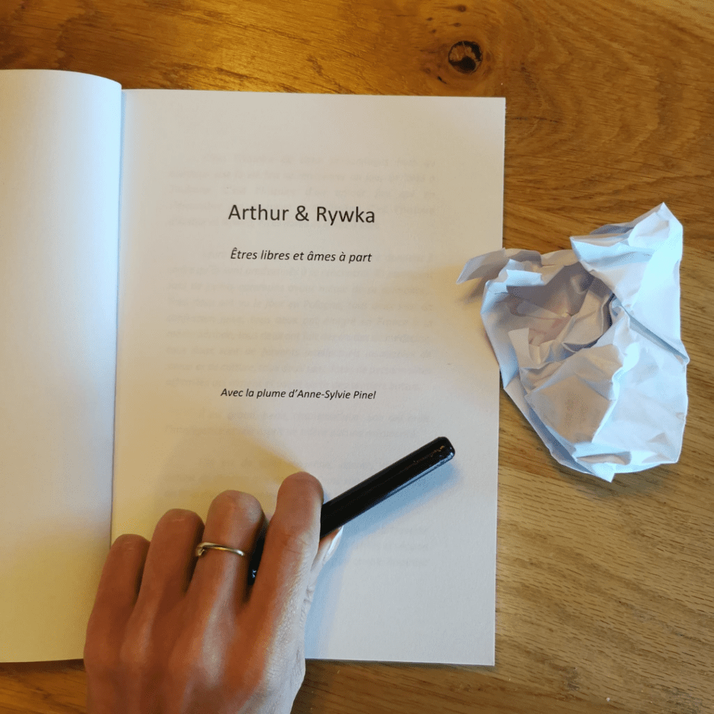biographe-professionnelle-biographie-enquête-historique
